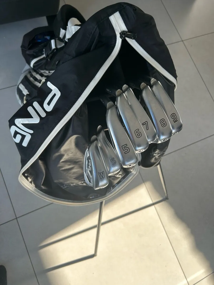 Ping 425 irons left handed - Image 1
