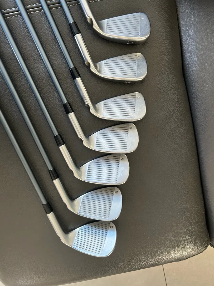 Ping 425 irons left handed - Image 4