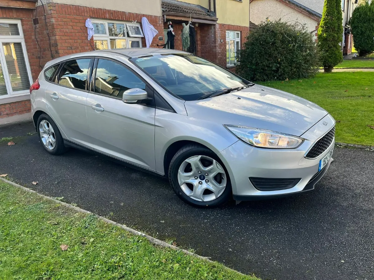 Ford Focus 2015 - Image 2