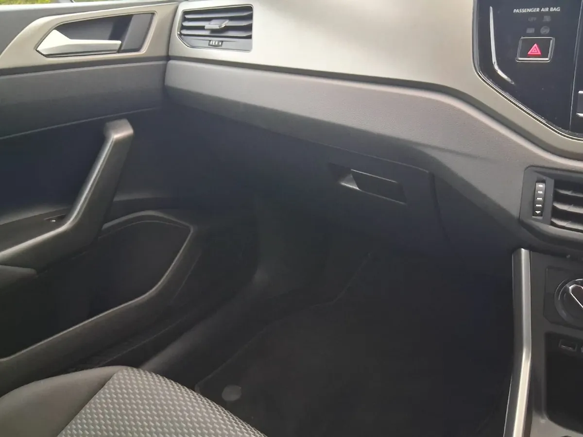 Volkswagen Polo 2018 - Image 4