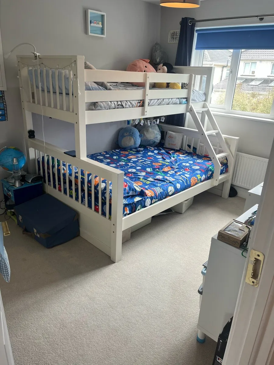 GONE Bunk beds GONE subject to collection