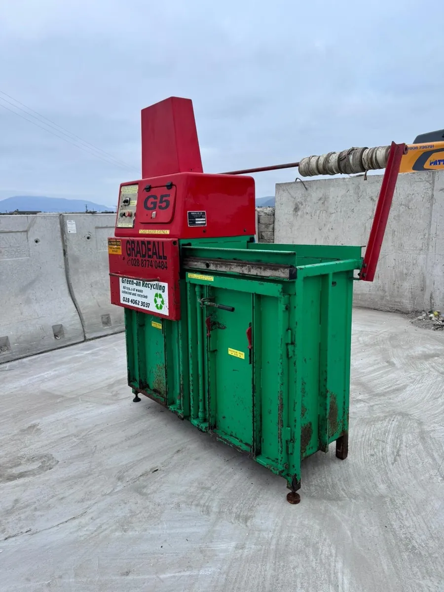 G5 GRADEALL BALER - Image 4