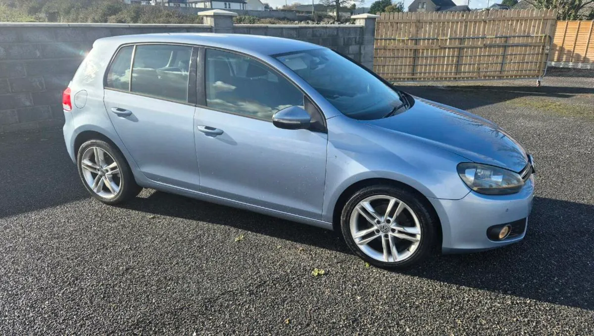 2010 VW GOLF - Image 1