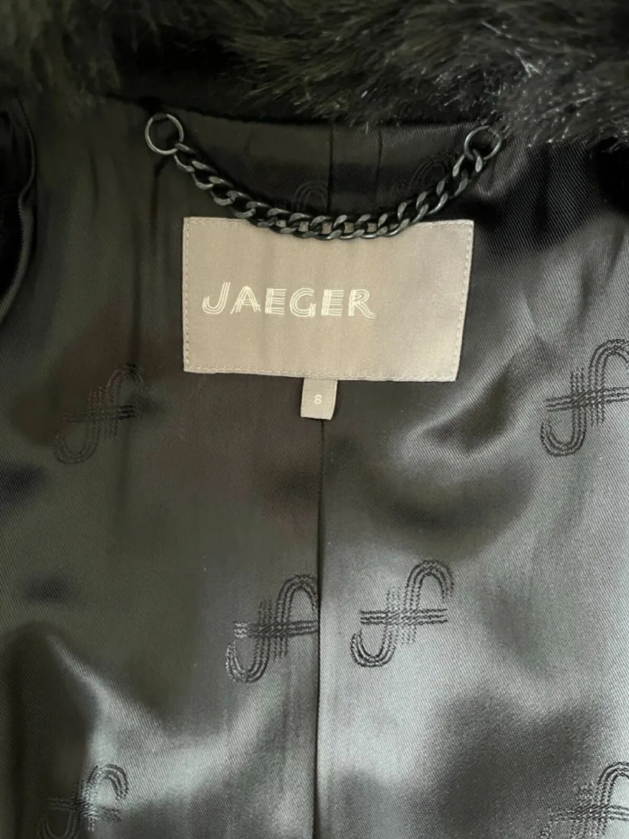 Ladies Winter Coat - Image 3