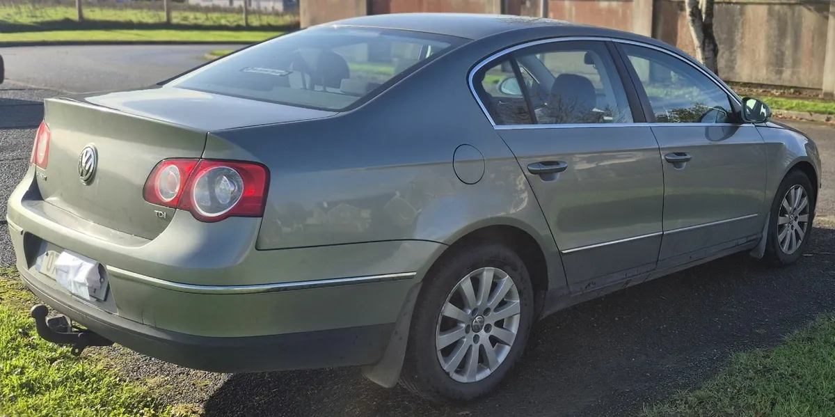 Volkswagen Passat 2007 - Image 4