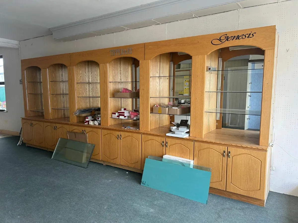 For sale shop display units - Image 1