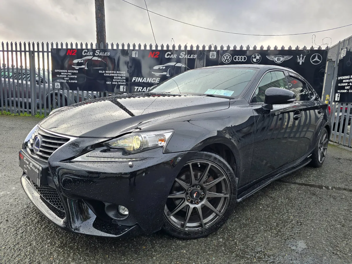 151 Lexus IS300h, NEW NCT, VERY CLEAN - Image 1