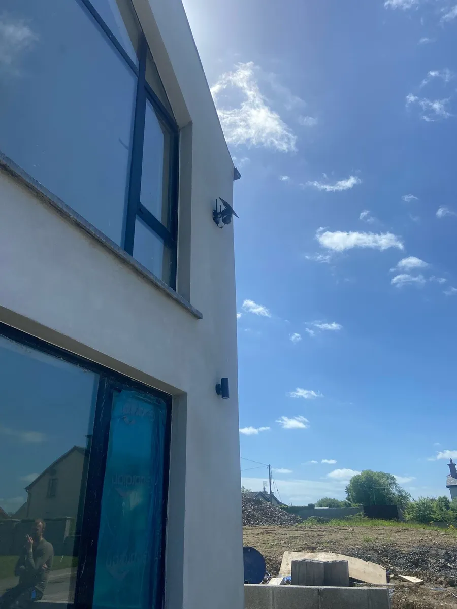 Tradesman hire Electricians, plumbers, drivers - Image 3