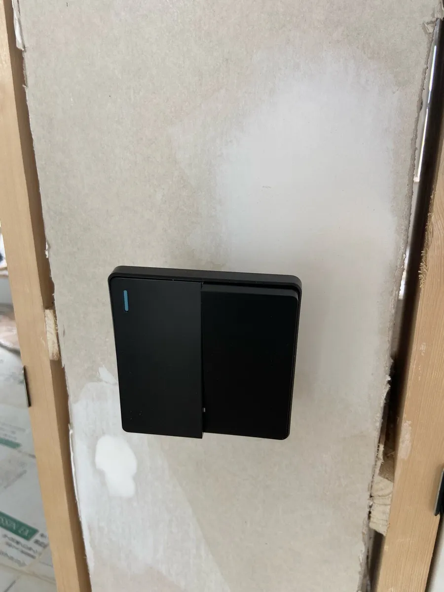 Tradesman hire Electricians, plumbers, drivers - Image 4