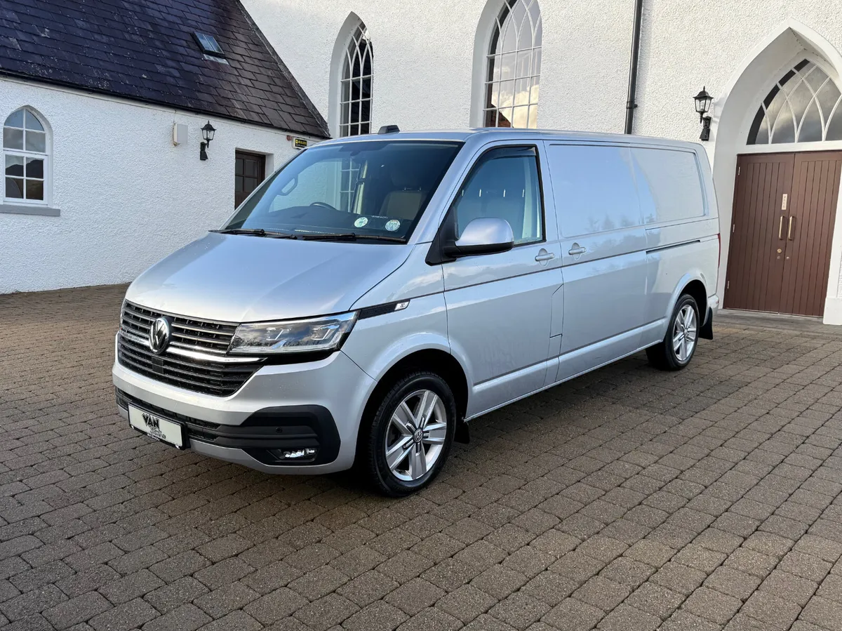 2021 Volkswagen Transporter Highline DSG 204Bhp - Image 3