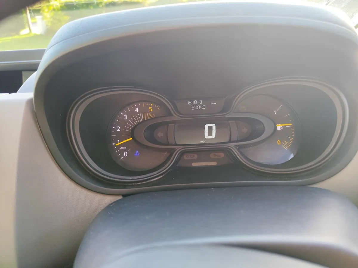 2015 Renault Trafic Tax Test - Image 2