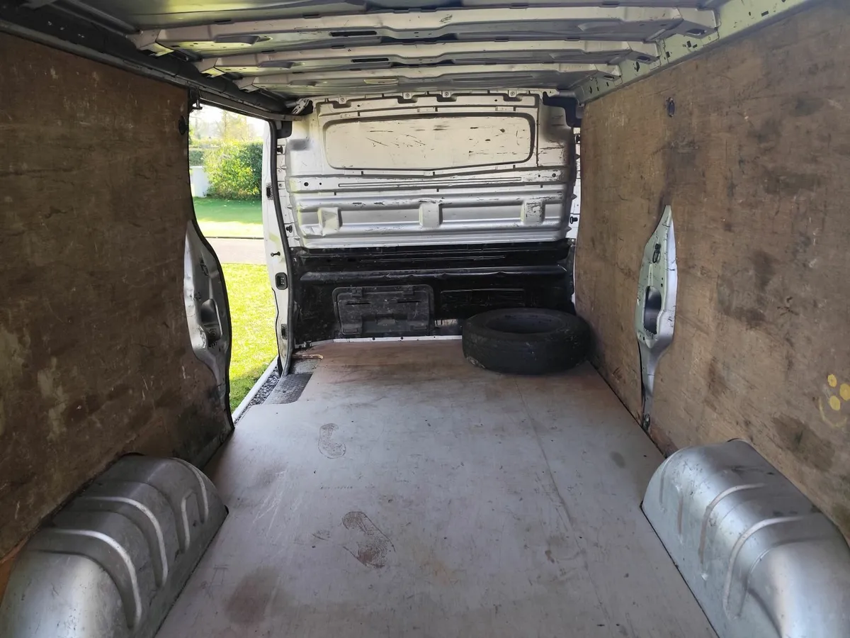 2015 Renault Trafic Tax Test - Image 3