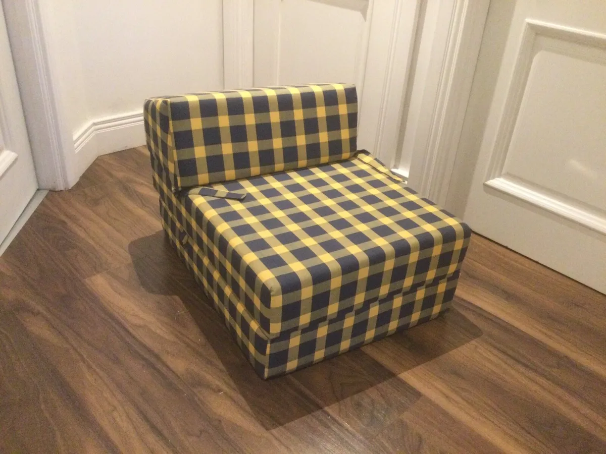 Chair bed - Image 1