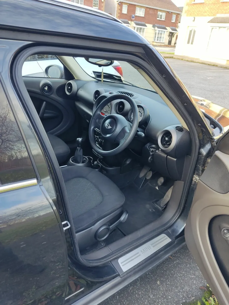 Mini Countryman **NEW NCT** LOW MILEAGE** FULL SER - Image 4