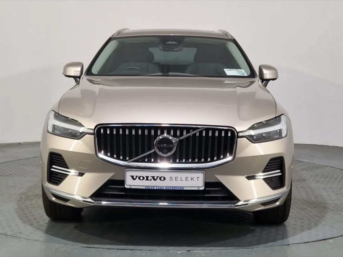 Volvo XC60 T6 Phev Plus Bright - Image 3