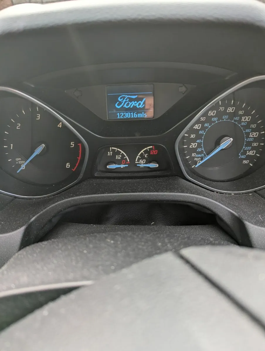 Ford Focus 2013 - Image 3