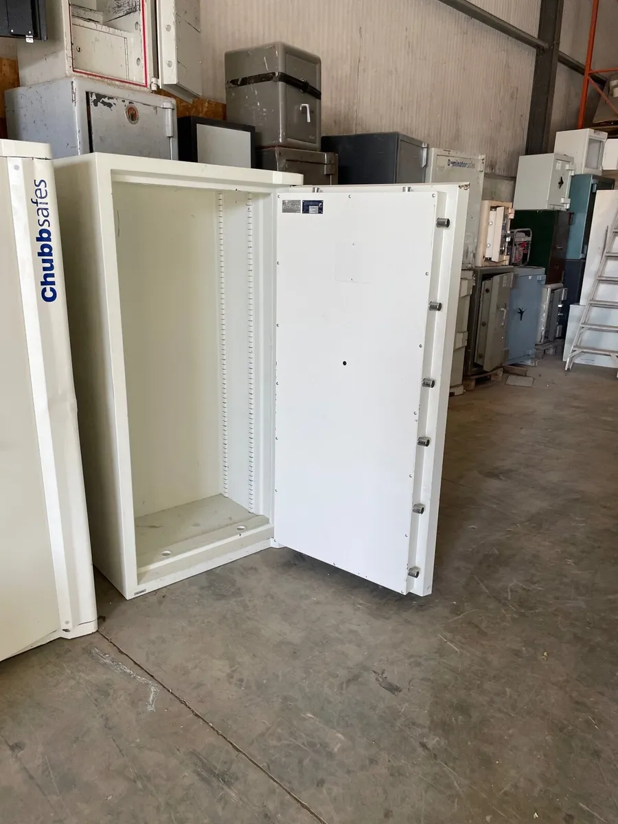 Safes - Image 2