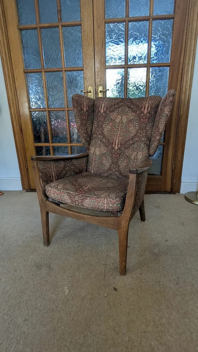 Parker knoll armchair w William Morris fabric - Image 1