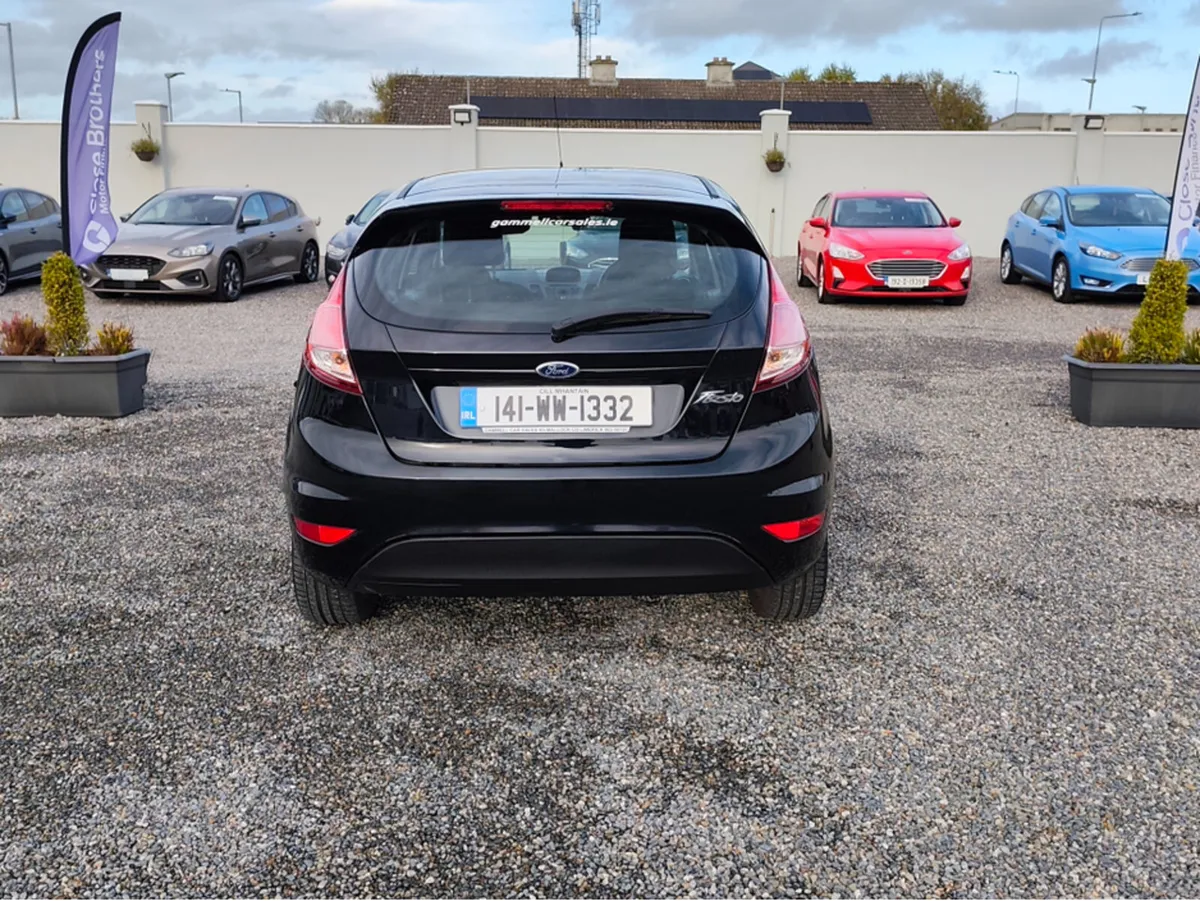 Ford Fiesta MCA ZETEC 1.25 60PS M5 4DR - Image 3