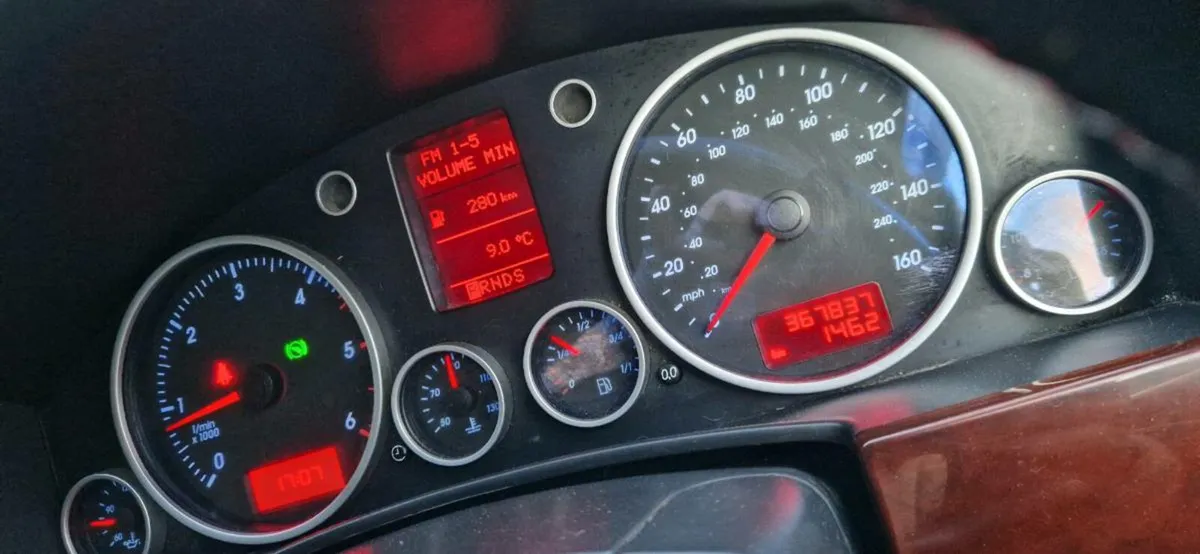 Volkwagen Touareg 2.5TDI *Years Test* - Image 4