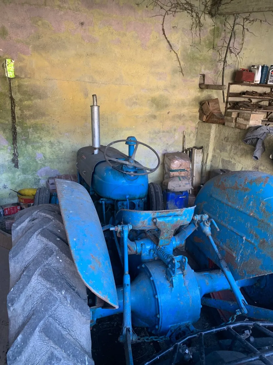 Fordson dexta - Image 1