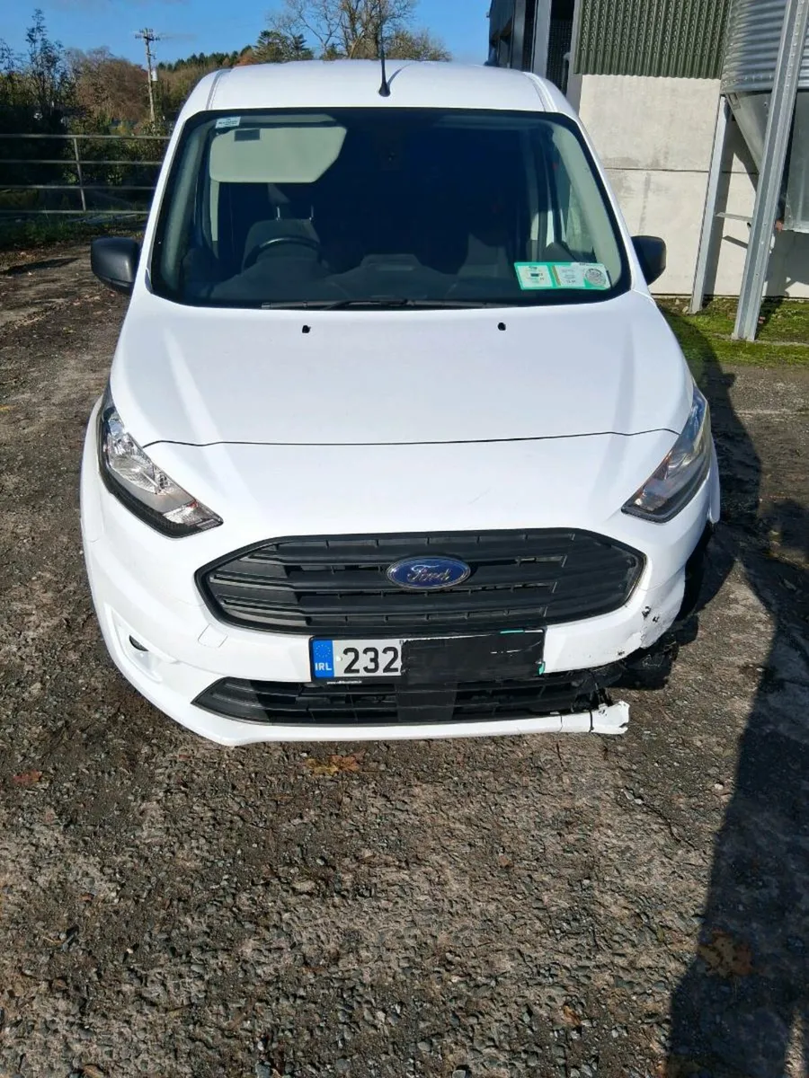 232 CONNECT VAN - Image 1