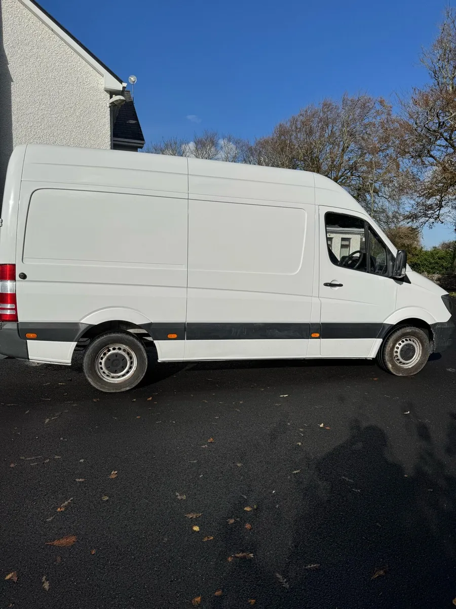 2014 Mercedes Sprinter van - Image 2