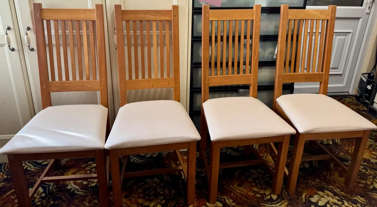 Oak Table and Chairs - Perfect Condition - Image 2