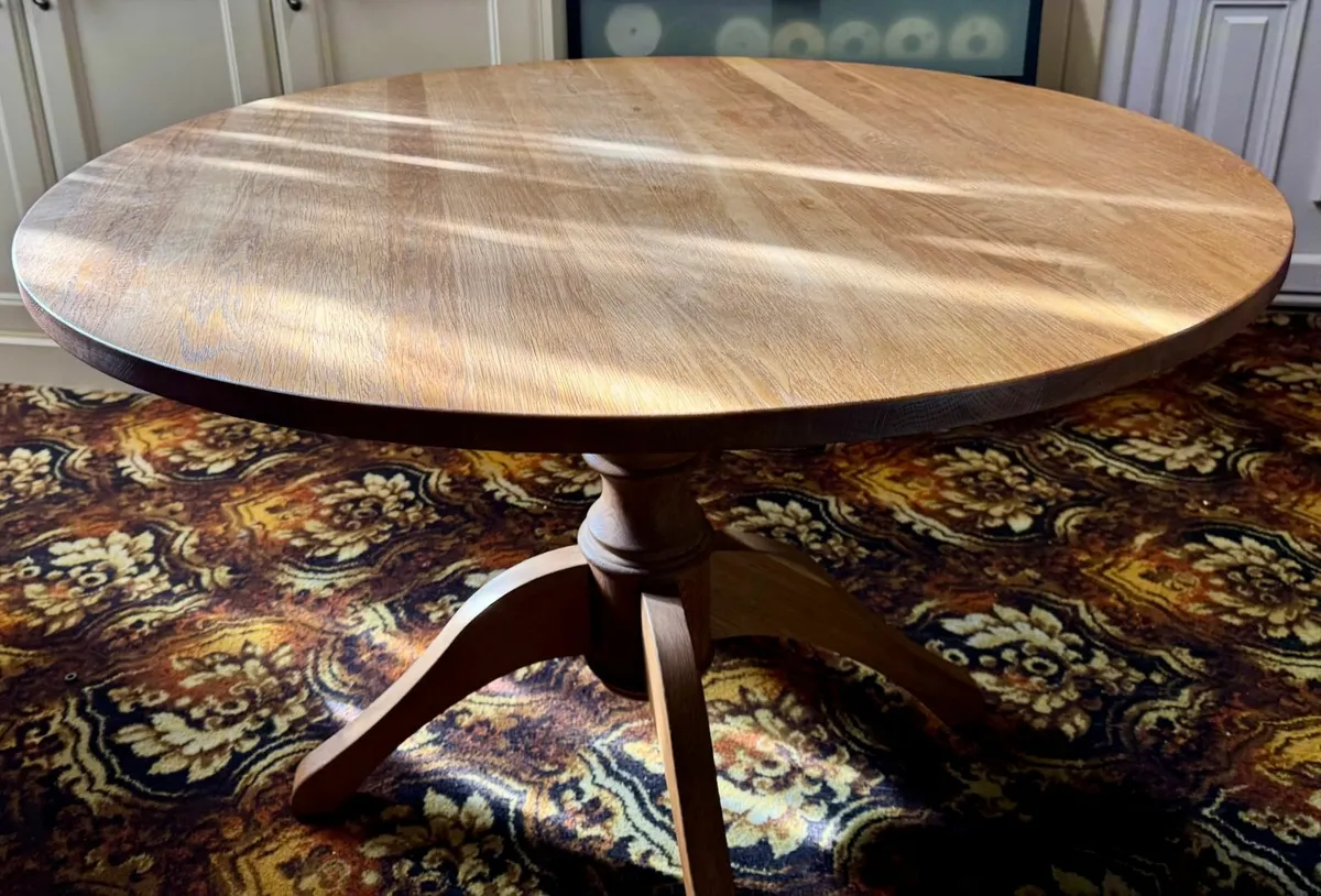 Oak Table and Chairs - Perfect Condition - Image 4