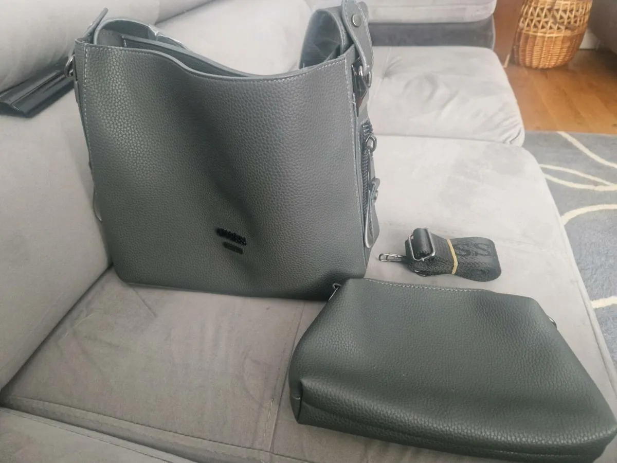 Guess bag - Image 2