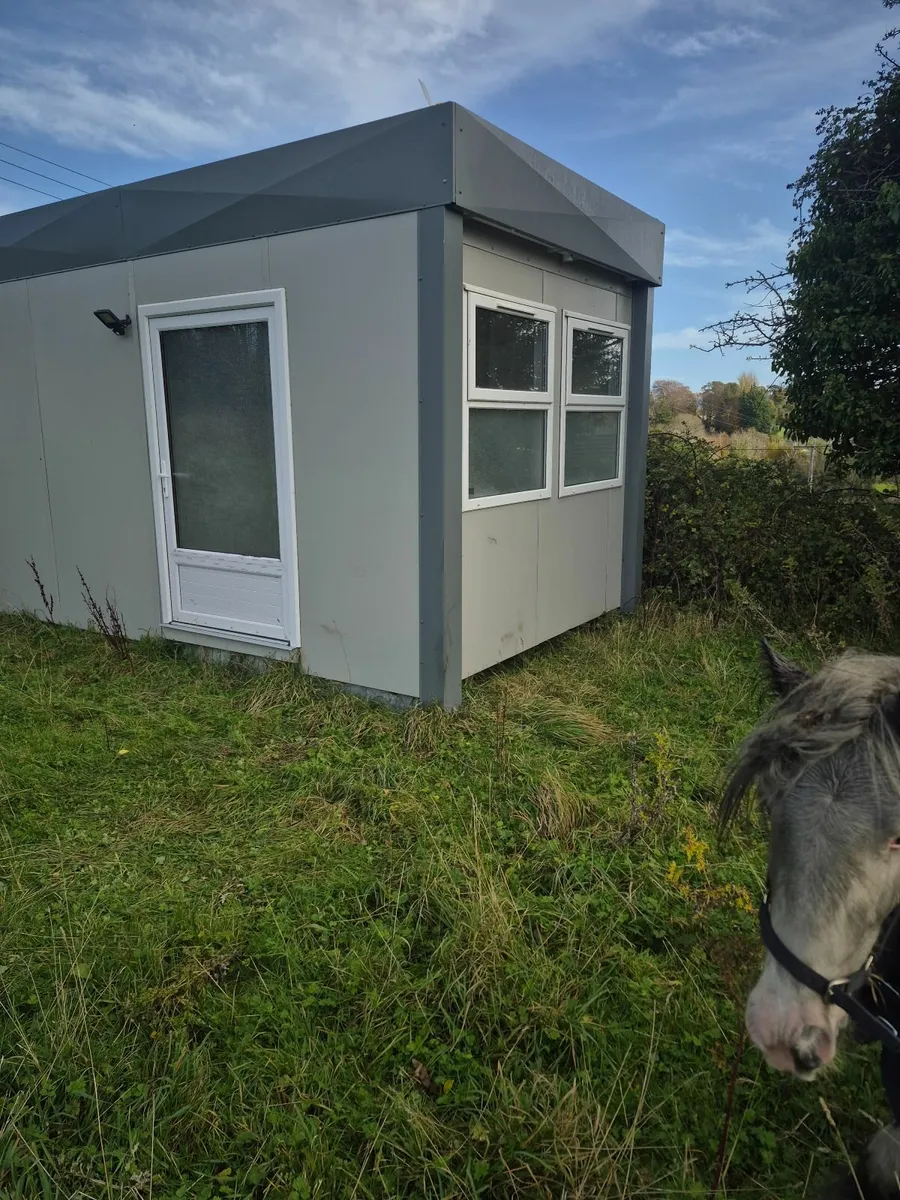 Cabin / Container - Image 2