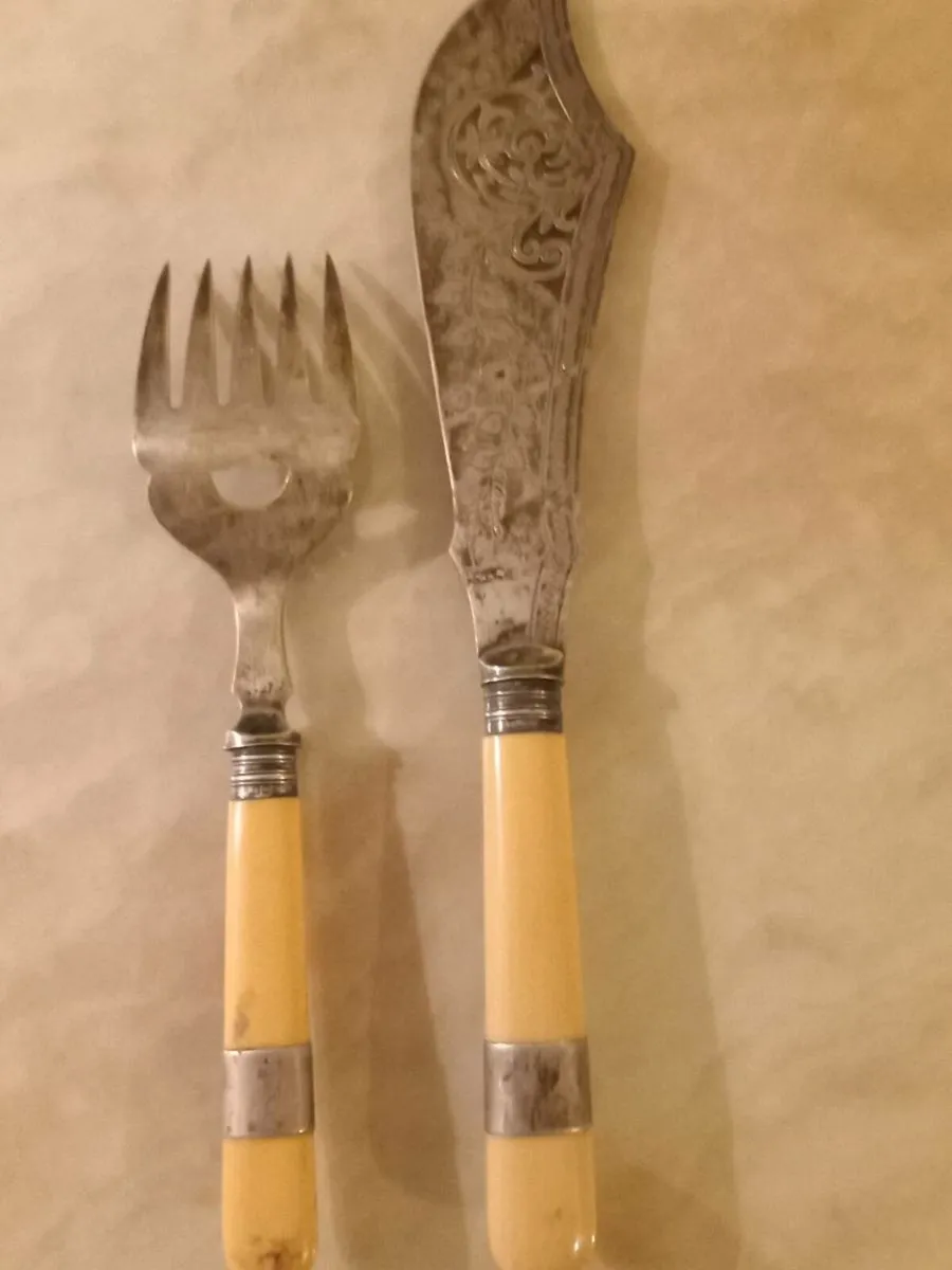 Antique fish servers - Image 2