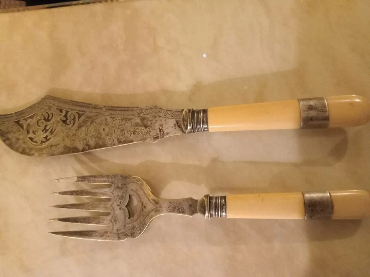 Antique fish servers - Image 3