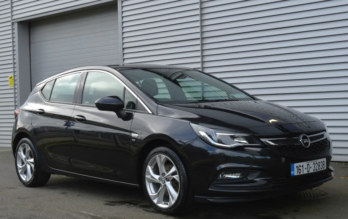 Opel Astra 2016 1.6 SRI Excellent Condition - Image 1