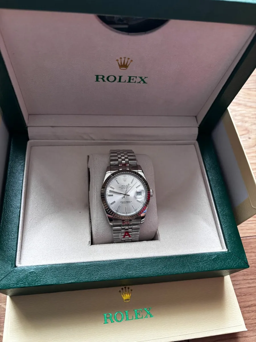 Women's Watches  36mm and 32mm - Image 3