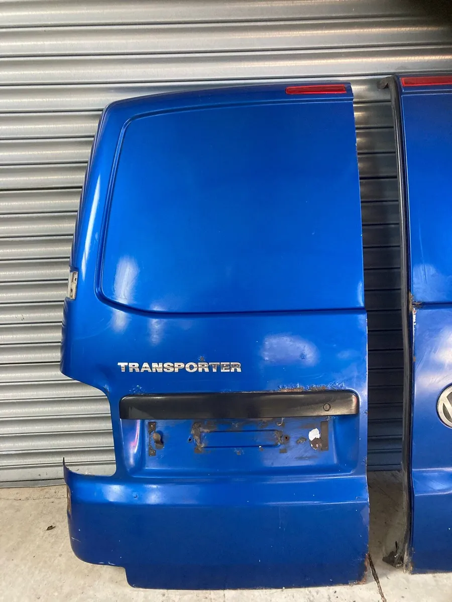 VW T5 Transporter rear doors - Image 2