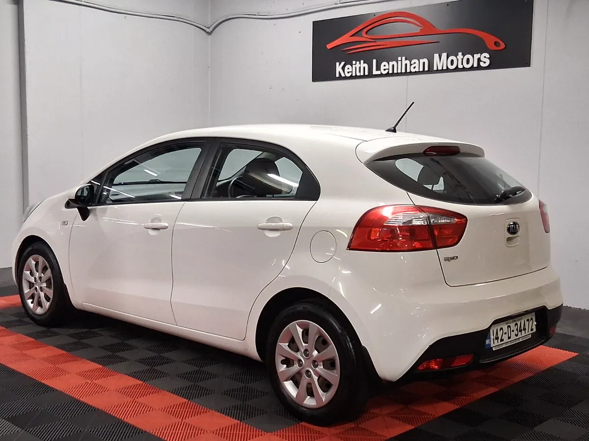 2014 Kia Rio **LOW MILEAGE** - Image 3