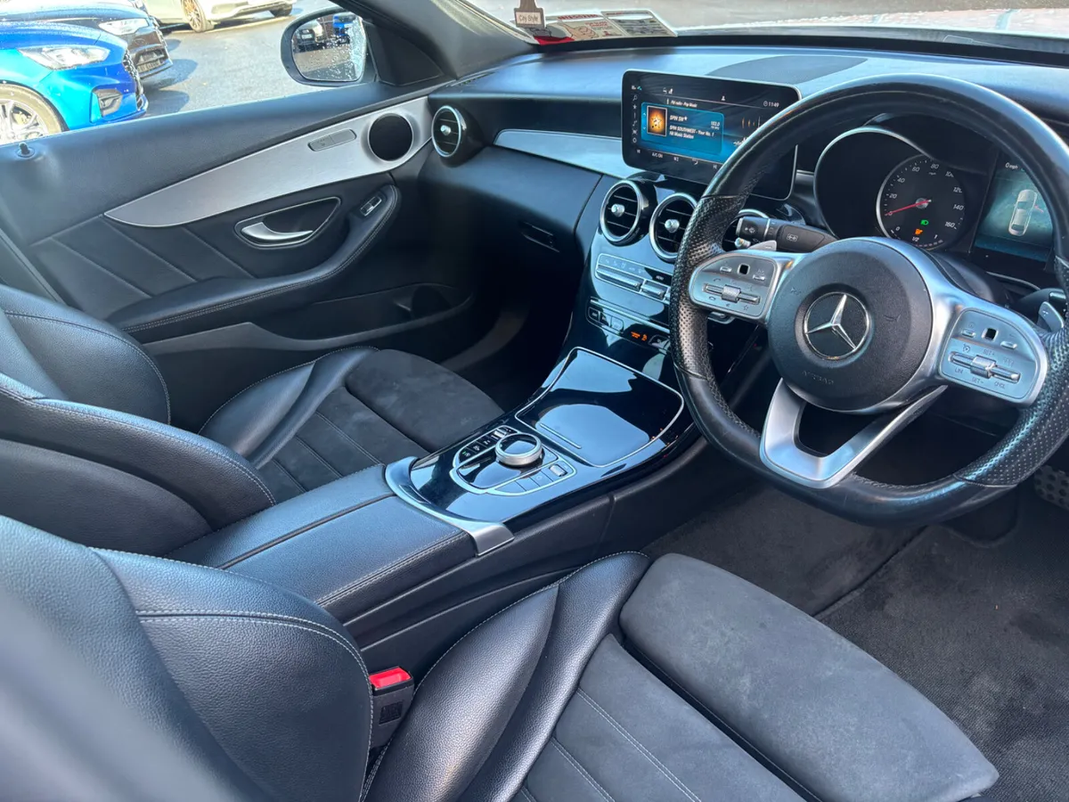 Mercedes-Benz C220d AMG Automatic 2019 - Image 4