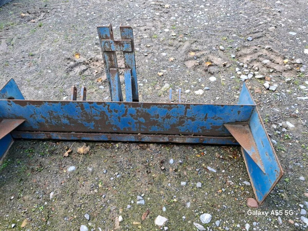 Dooley Yard Scraper - Image 2