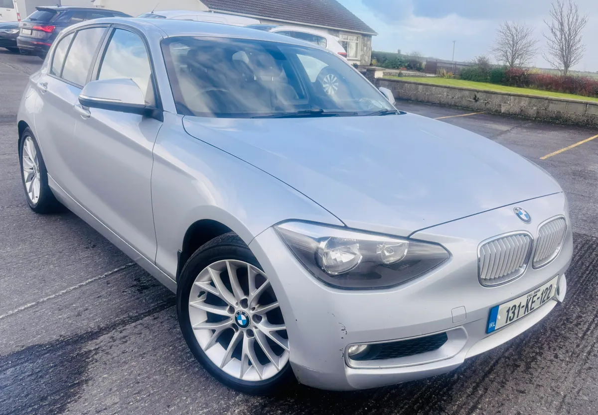 2013 BMW 1 SERIES - Image 2