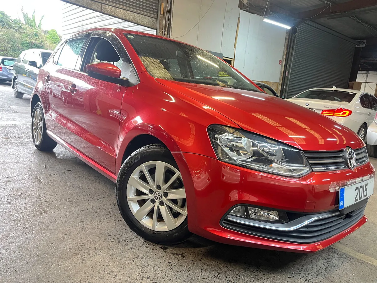 Volkswagen polo automatic 2015 low mileage - Image 1
