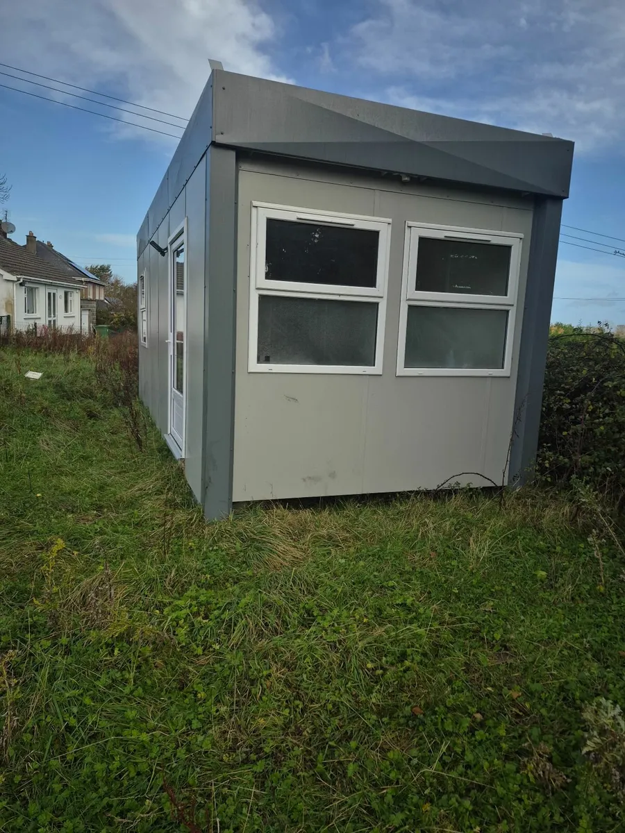 Cabin / Container - Image 1