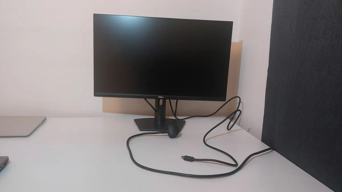 DELL Computer Monitor 24 inch - Image 3