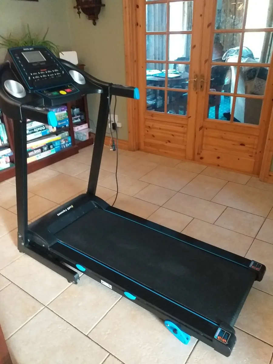 Treadmill - Image 1