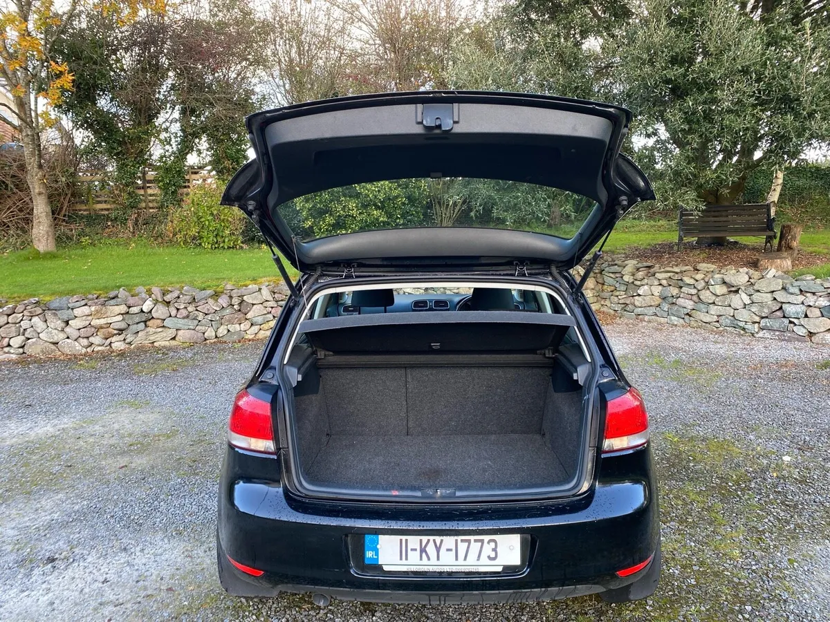 VOLKSWAGEN GOLF 1.6 TDI DIESEL - Image 3
