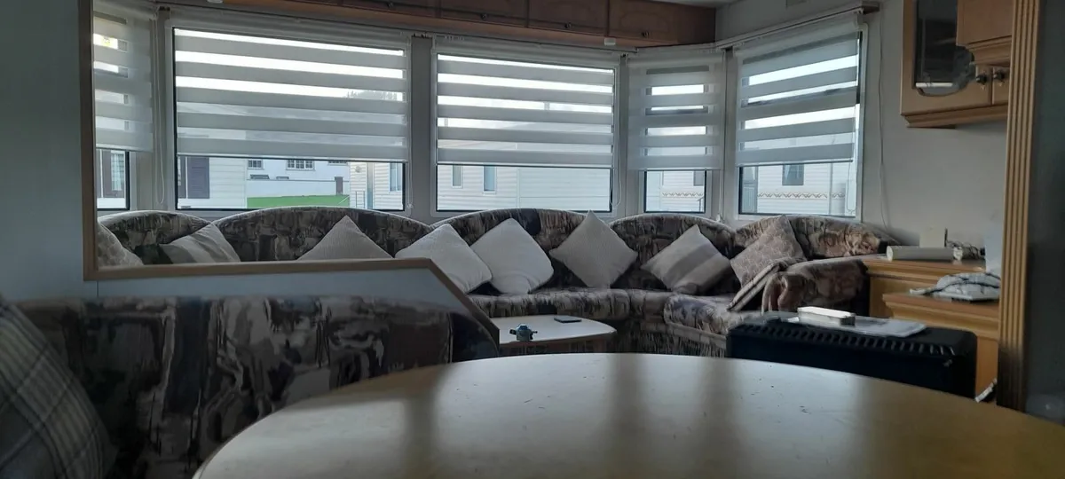 Mobile home - Image 1