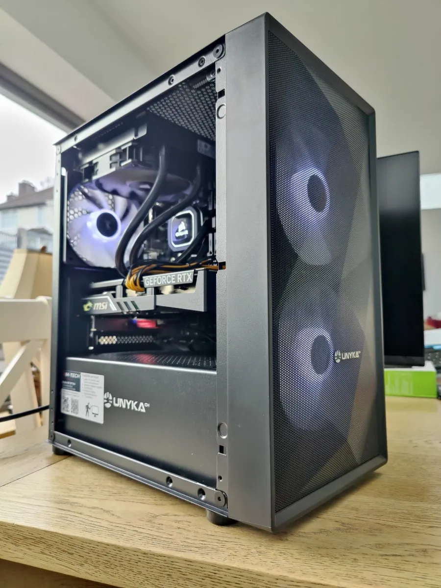 High Performance Gaming PC Intel i9/32GB/RTX 5060/ - Image 1