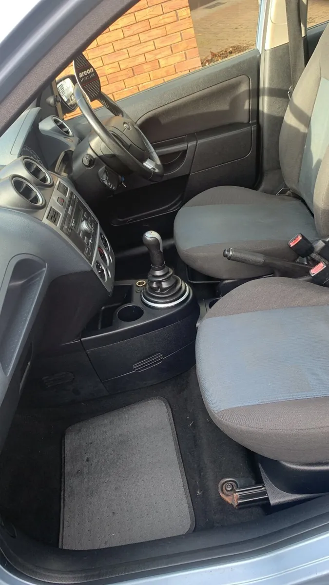 Ford Fiesta 2006 - Image 3