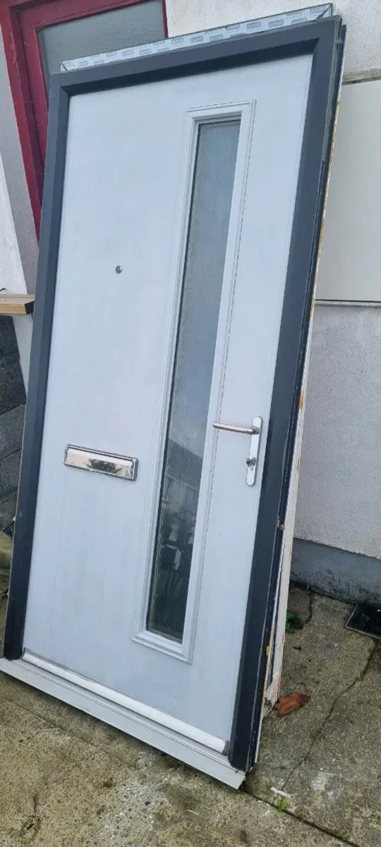 Composite door - Image 2