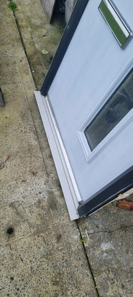 Composite door - Image 3